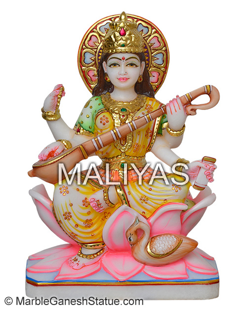 Maa Saraswati Staue
